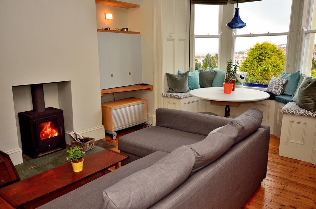 Elegant Seaview Apartment Bangor  Buitenkant foto